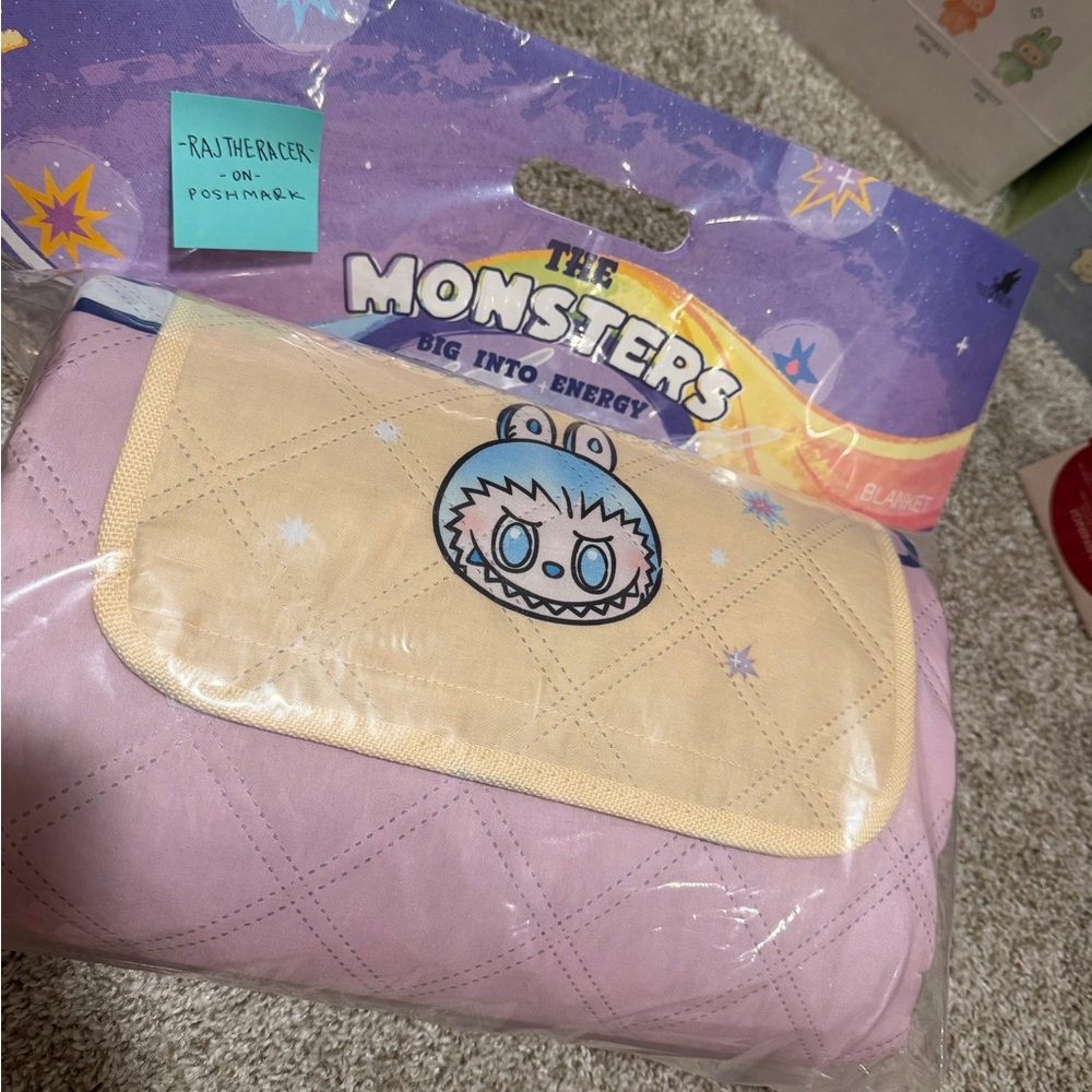 Pop Mart - The Monsters (Labubu) - Big into Energy - Kids Blanket